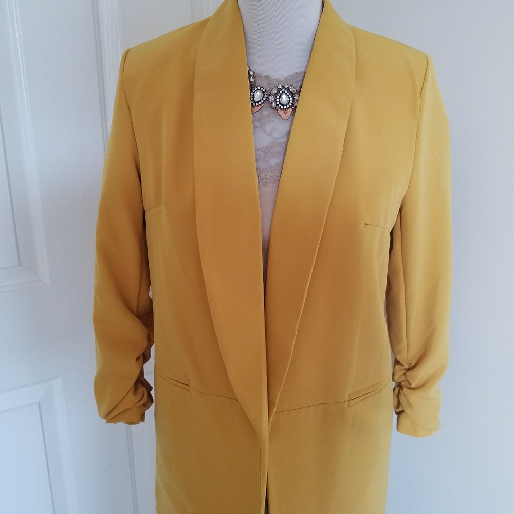 🌺 Boho Mustard color blazer